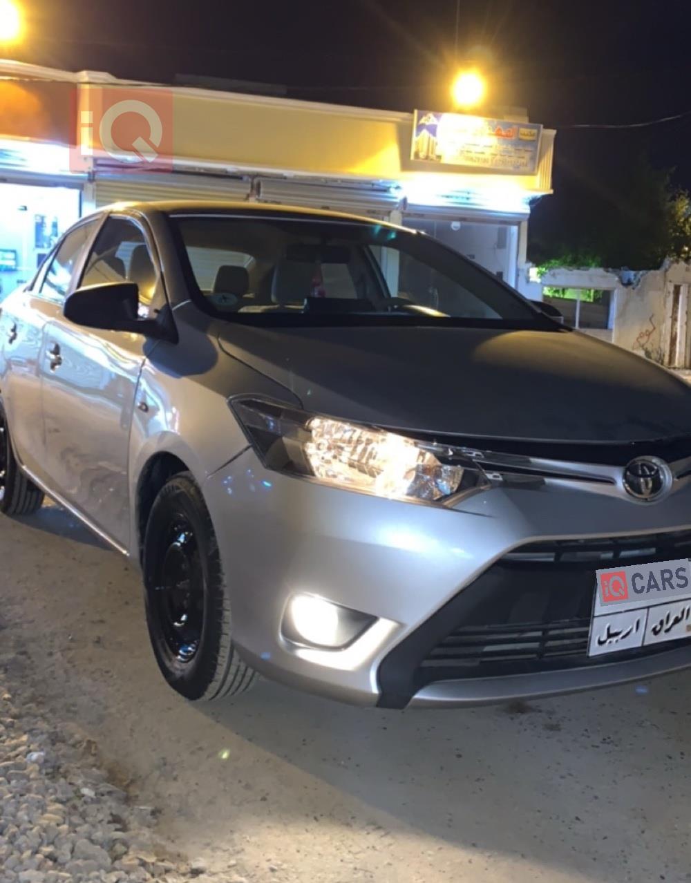 تۆیۆتا یارس